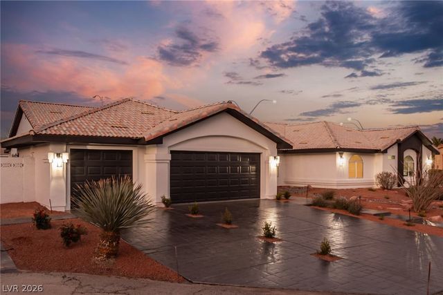 4785 North Grand Canyon Drive, Las Vegas, NV 89129