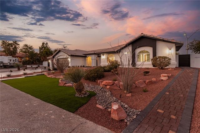 4785 North Grand Canyon Drive, Las Vegas, NV 89129