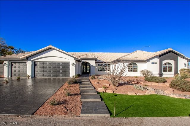 4785 North Grand Canyon Drive, Las Vegas, NV 89129