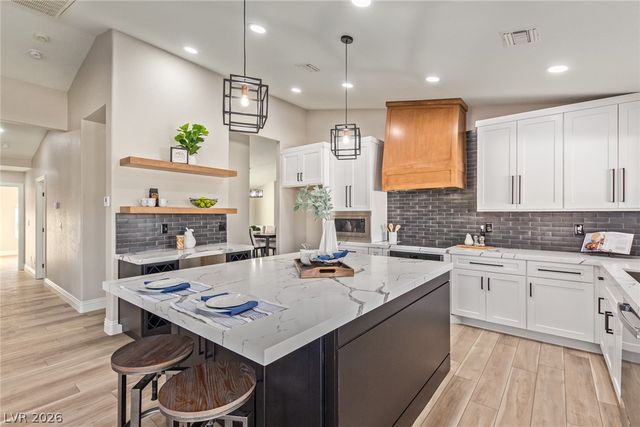 4785 North Grand Canyon Drive, Las Vegas, NV 89129