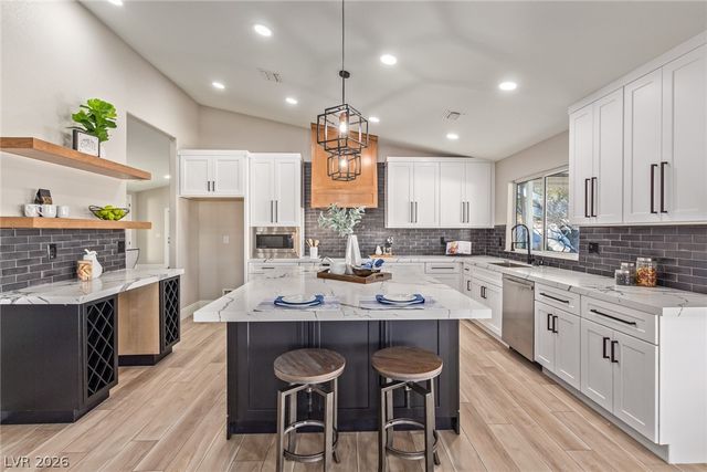 4785 North Grand Canyon Drive, Las Vegas, NV 89129