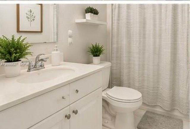 1575 NE 33rd Ave 106-9, Homestead, FL 33033