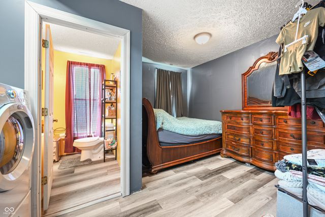 52 W Poplar Street, North Vernon, IN 47265