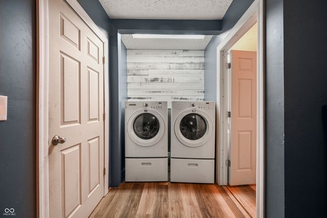 52 W Poplar Street, North Vernon, IN 47265