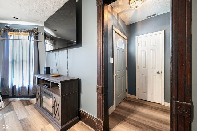 52 W Poplar Street, North Vernon, IN 47265