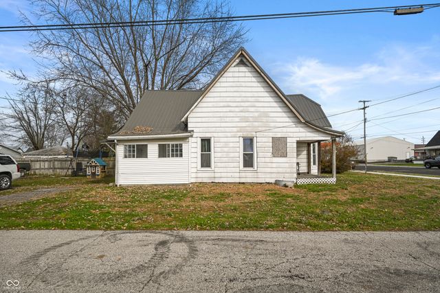52 W Poplar Street, North Vernon, IN 47265