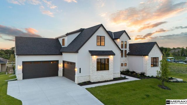 3530 S 220th Street, Elkhorn, NE 68022