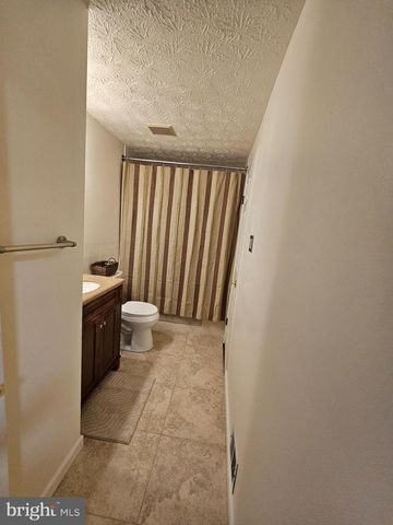 15533 N OAK CT, Bowie, MD 20716