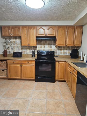 15533 N OAK CT, Bowie, MD 20716