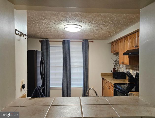 15533 N OAK CT, Bowie, MD 20716
