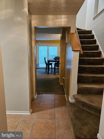 15533 N OAK CT, Bowie, MD 20716