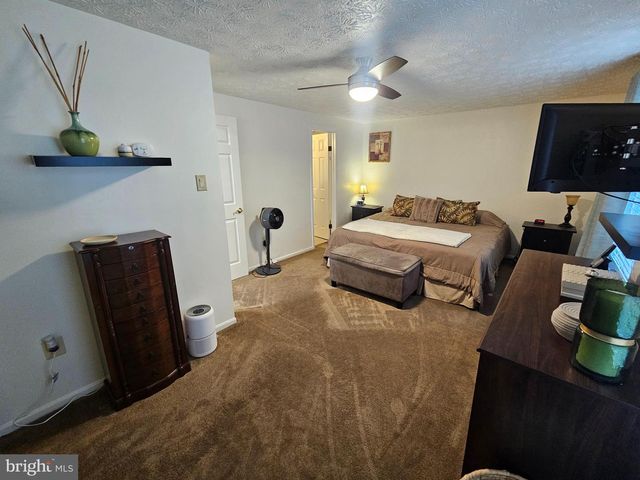 15533 N OAK CT, Bowie, MD 20716
