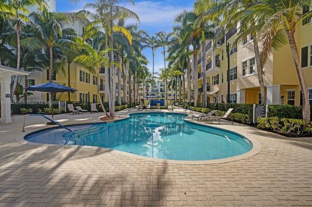 226 N Latitude Cir 307, Delray Beach, FL 33483