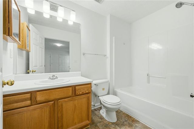 6955 Satterlee Woods Lane, Austell, GA 30168