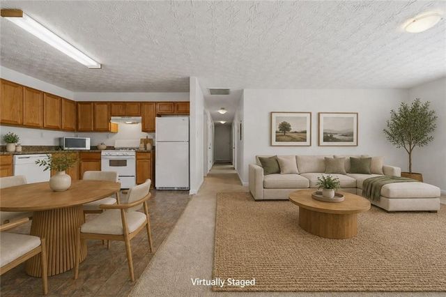 6955 Satterlee Woods Lane, Austell, GA 30168