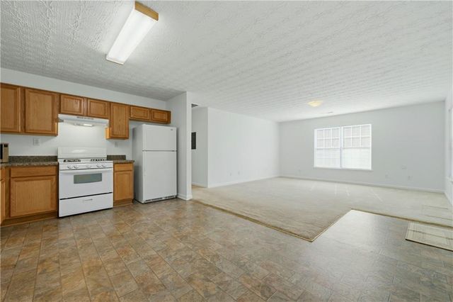 6955 Satterlee Woods Lane, Austell, GA 30168