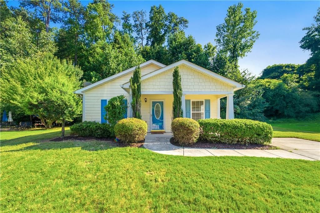 6955 Satterlee Woods Lane, Austell, GA 30168