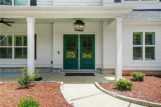 695 Dead Oak Road, Senoia, GA 30276