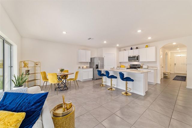 227 HICKORY COURSE, Ocala, FL 34472