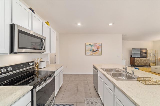 227 HICKORY COURSE, Ocala, FL 34472