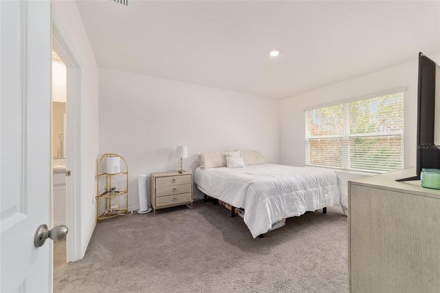 227 HICKORY COURSE, Ocala, FL 34472