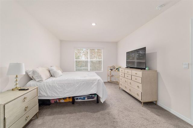 227 HICKORY COURSE, Ocala, FL 34472