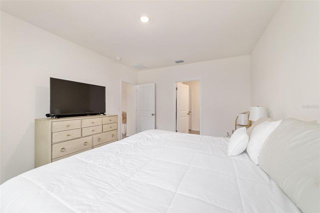 227 HICKORY COURSE, Ocala, FL 34472