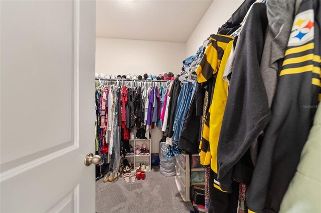 227 HICKORY COURSE, Ocala, FL 34472