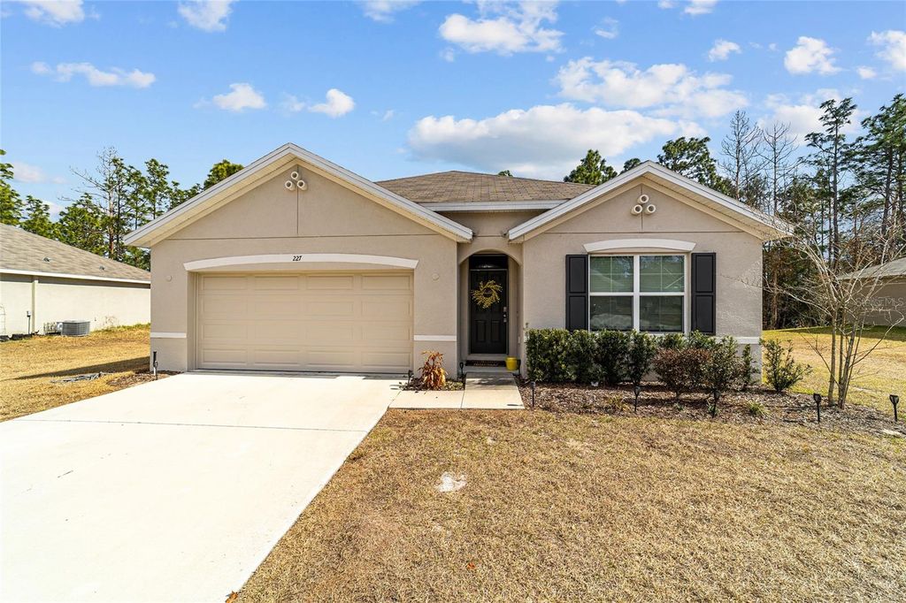 227 HICKORY COURSE, Ocala, FL 34472