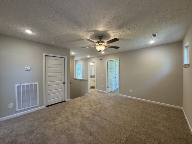 47 Laurel View St, Manchester, TN 37355