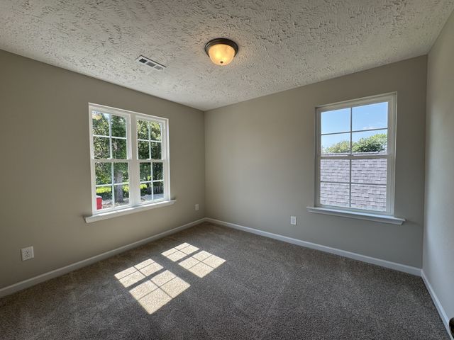 47 Laurel View St, Manchester, TN 37355