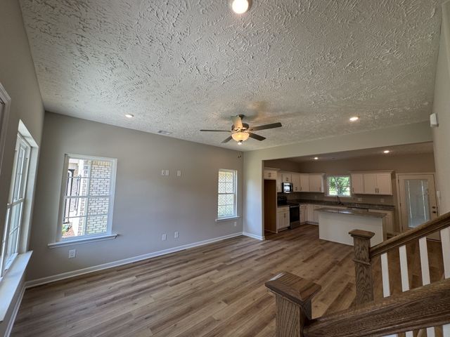 47 Laurel View St, Manchester, TN 37355