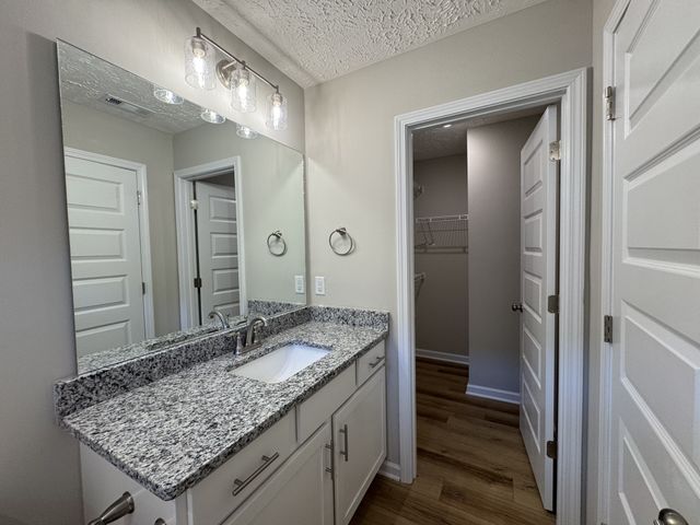 47 Laurel View St, Manchester, TN 37355