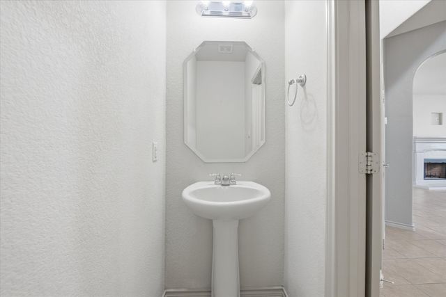 5116 Britton Ridge Lane, Fort Worth, TX 76179