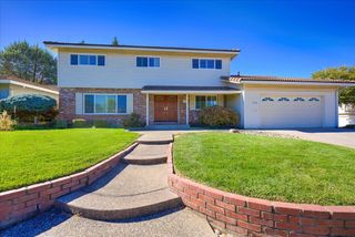 8076 Vintage Way, Fair Oaks, CA 95628