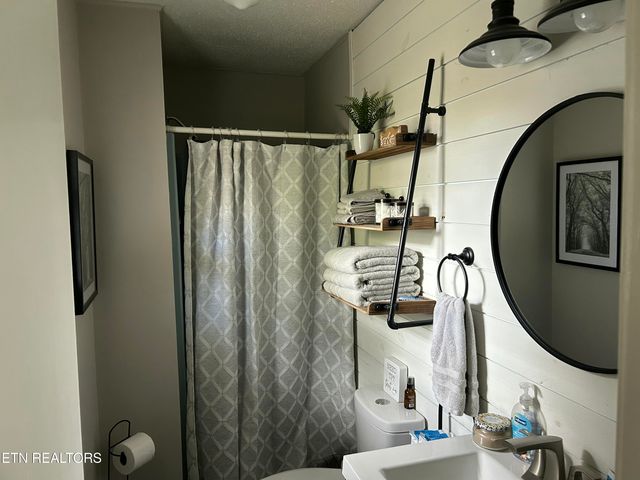 334 E Donaldson Drive, Morristown, TN 37814