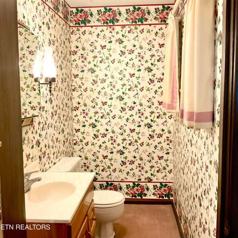 3505 Hackworth Rd, Knoxville, TN 37931