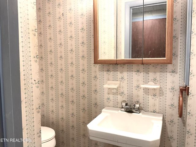 3505 Hackworth Rd, Knoxville, TN 37931