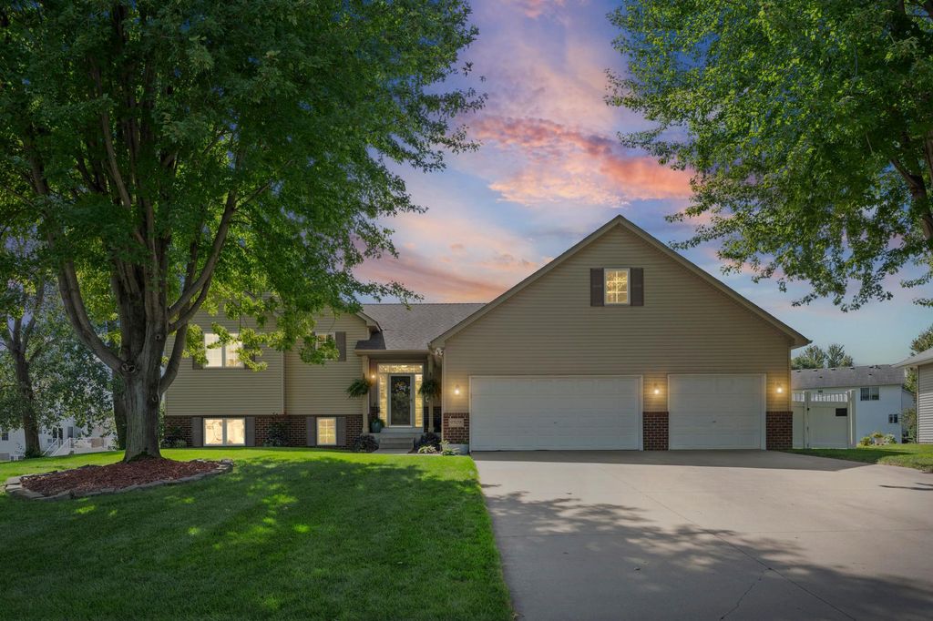 9508 204th Street W, Lakeville, MN 55044 — exterior