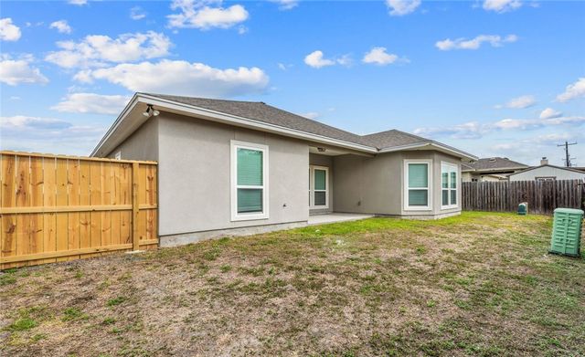 3914 Willow Heights Dr, Corpus Christi, TX 78410