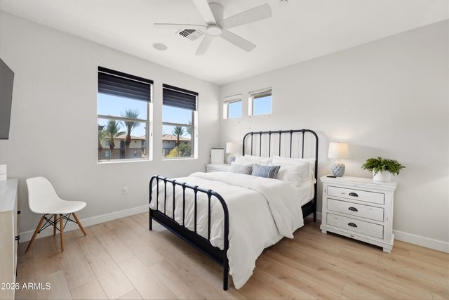 17850 N 68TH Street 1010, Phoenix, AZ 85054