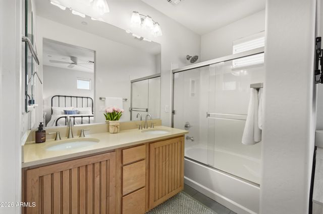 17850 N 68TH Street 1010, Phoenix, AZ 85054