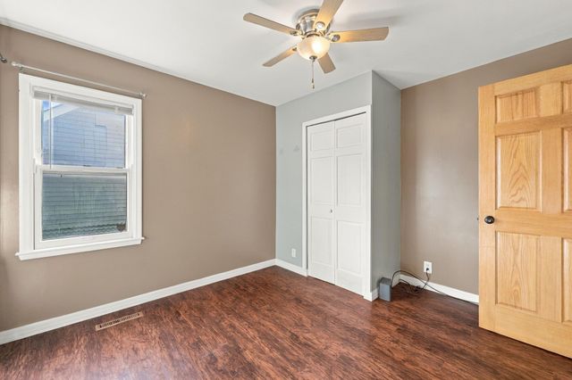 5242 Irving Avenue N, Minneapolis, MN 55430