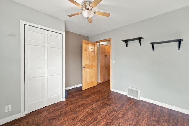 5242 Irving Avenue N, Minneapolis, MN 55430