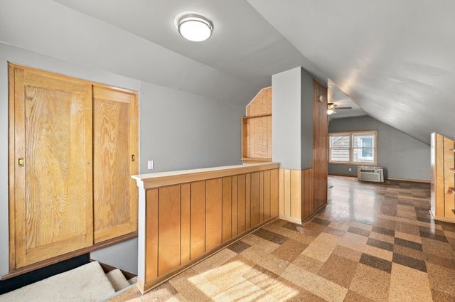 5242 Irving Avenue N, Minneapolis, MN 55430