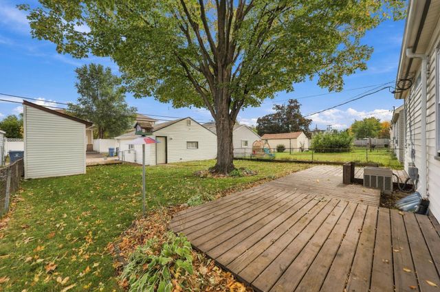 5242 Irving Avenue N, Minneapolis, MN 55430