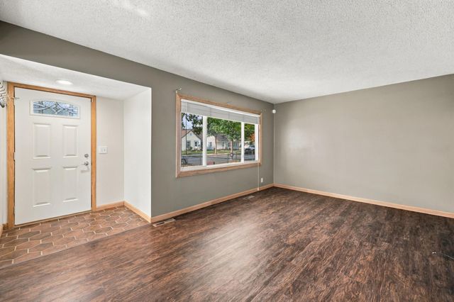 5242 Irving Avenue N, Minneapolis, MN 55430