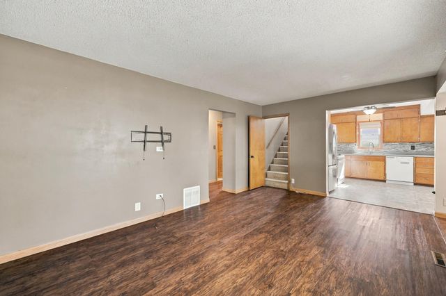 5242 Irving Avenue N, Minneapolis, MN 55430