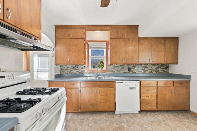 5242 Irving Avenue N, Minneapolis, MN 55430