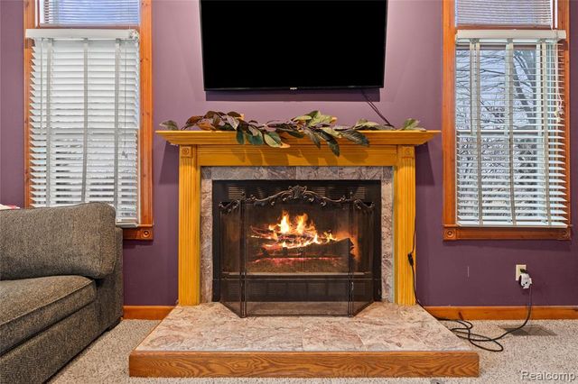 6076 E Carpenter Road, Flint, MI 48506